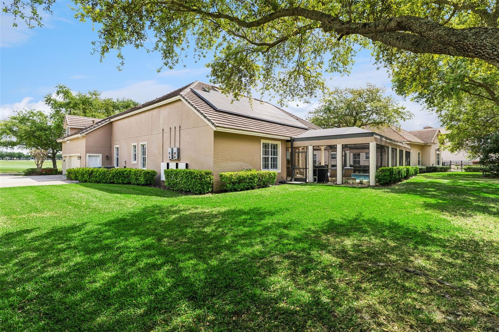 KEENES POINTE - Residential