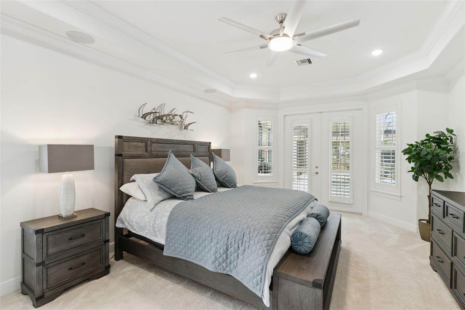 KEENES POINTE - Residential