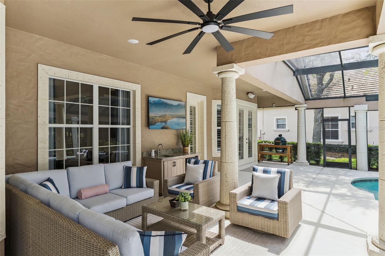 KEENES POINTE - Residential