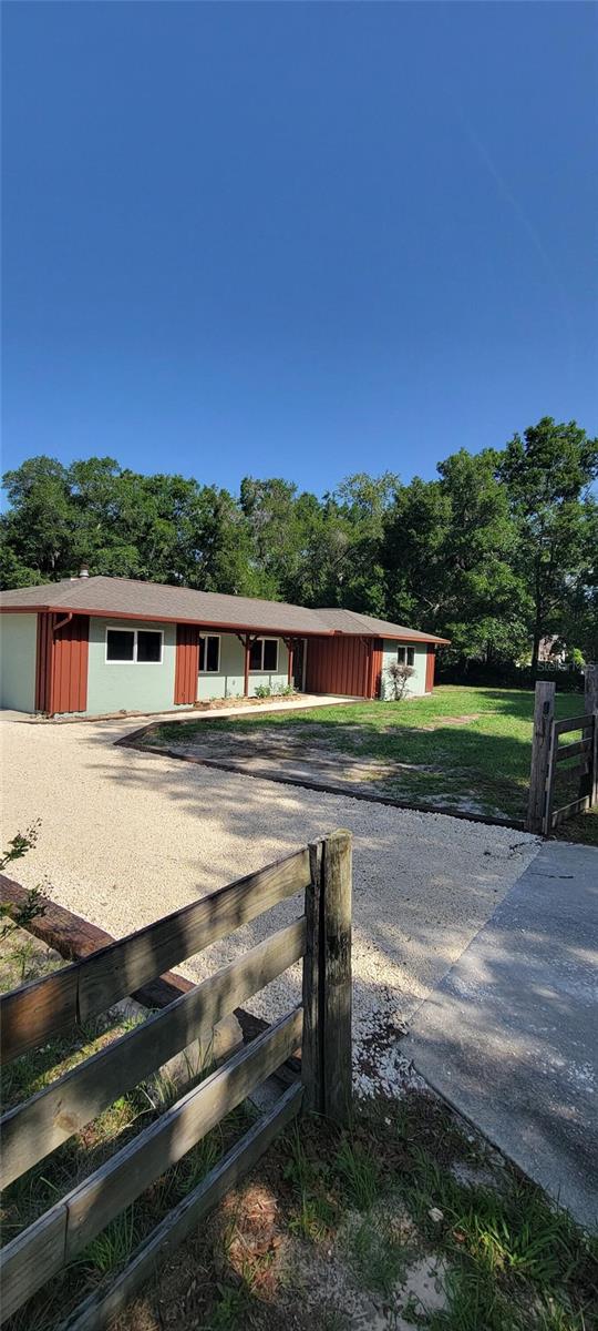 122 N CEDARVIEW TERRACE
