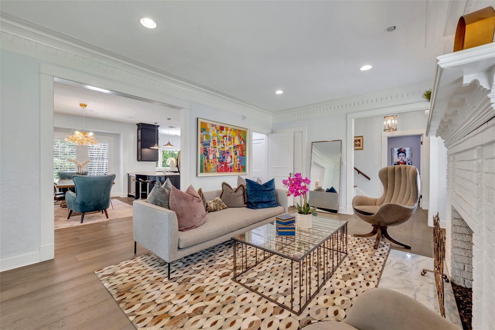 727 PARK LAKE CIRCLE