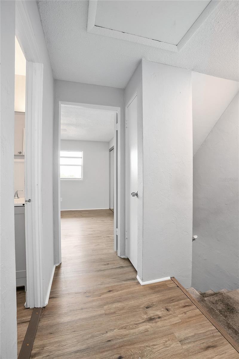 RIVER-GOLF TWNHS - Residential