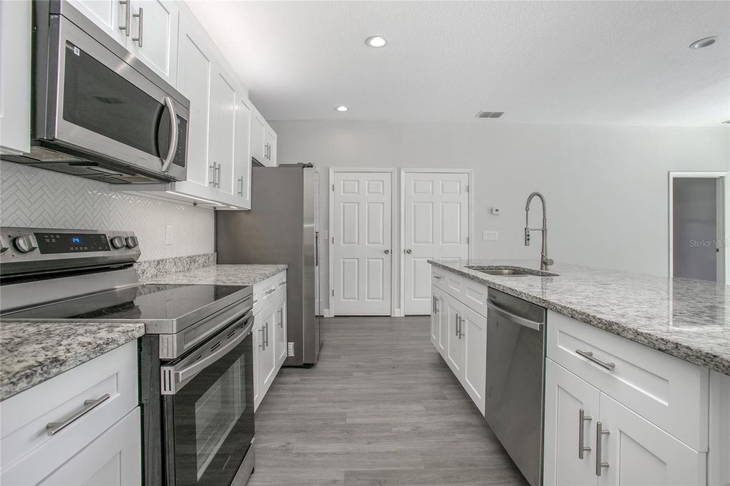 Photo of 1214 S Thompson Avenue, Deland, FL 32720 (MLS # V4945014)