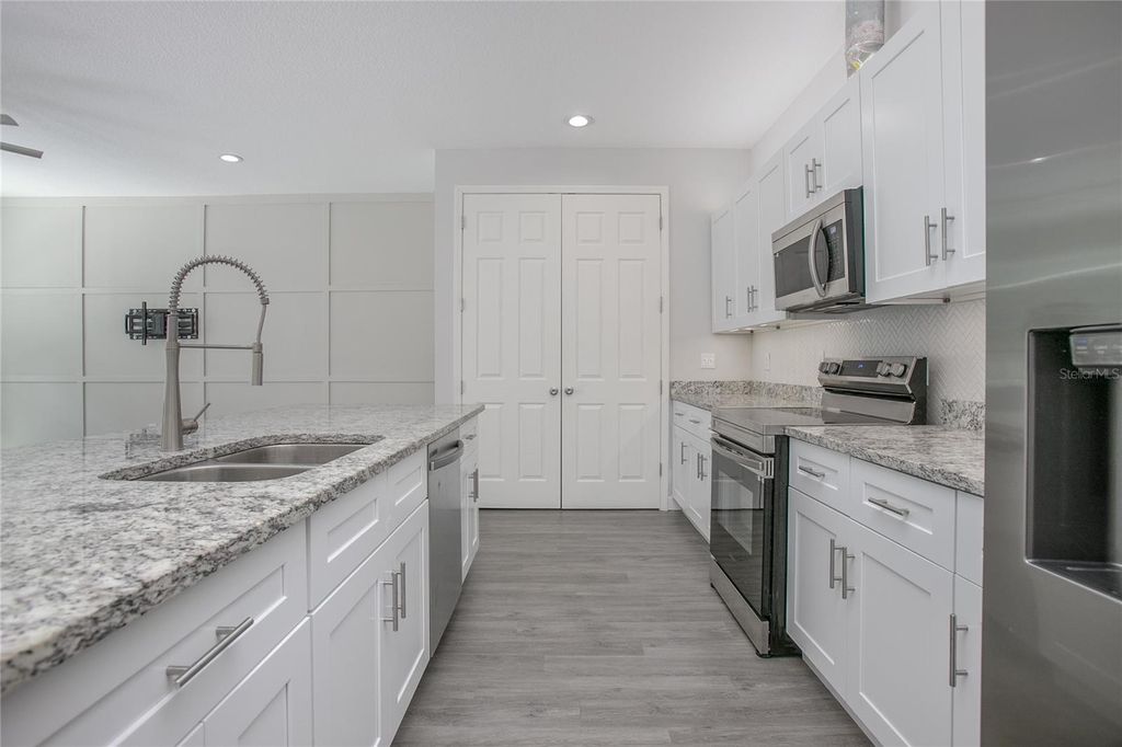 Photo of 1214 S Thompson Avenue, Deland, FL 32720 (MLS # V4945014)