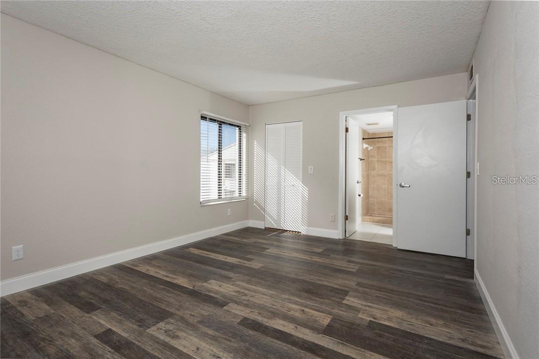 CLUB AT ORLANDO PH 08 - Residential Lease