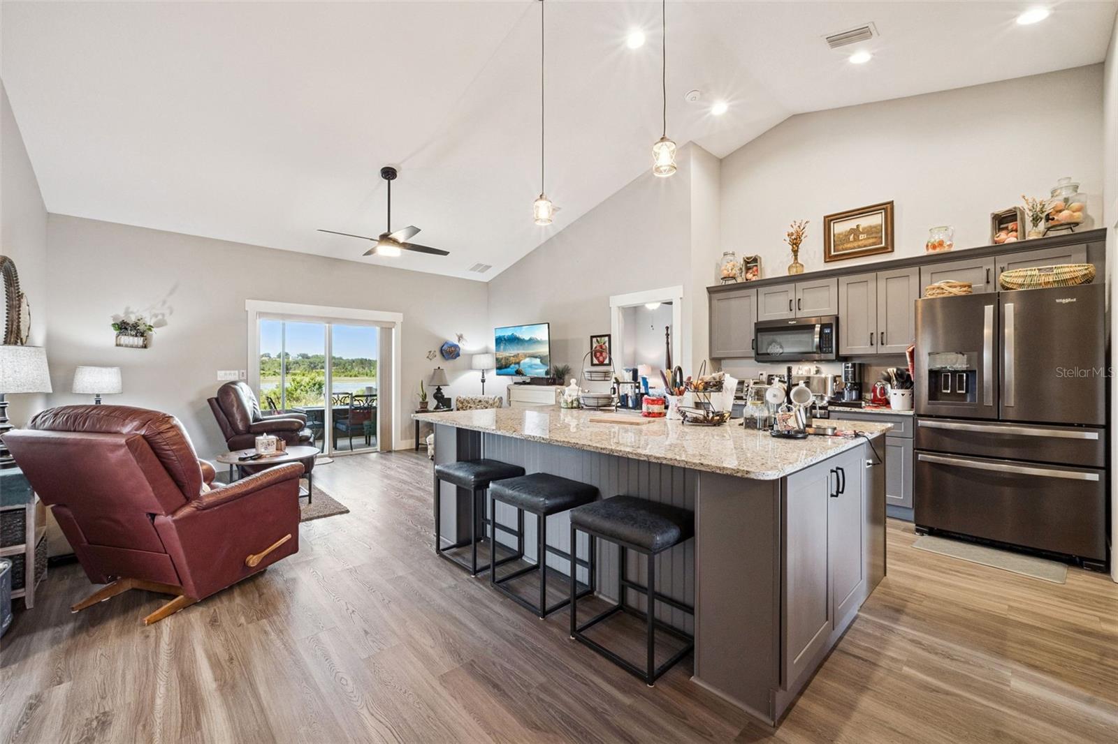 BLUE SPRING LAKE SUB - Residential