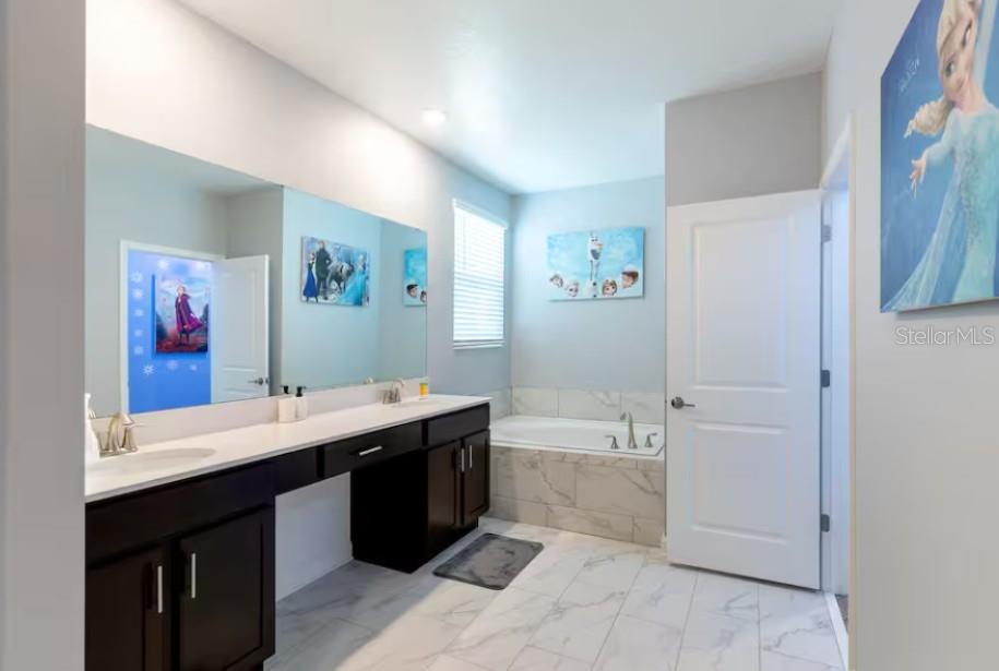 COVE AT STOREY LAKE 4 - Residential