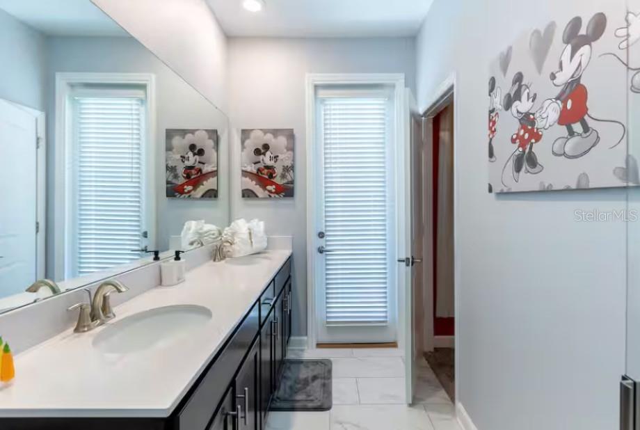 COVE AT STOREY LAKE 4 - Residential