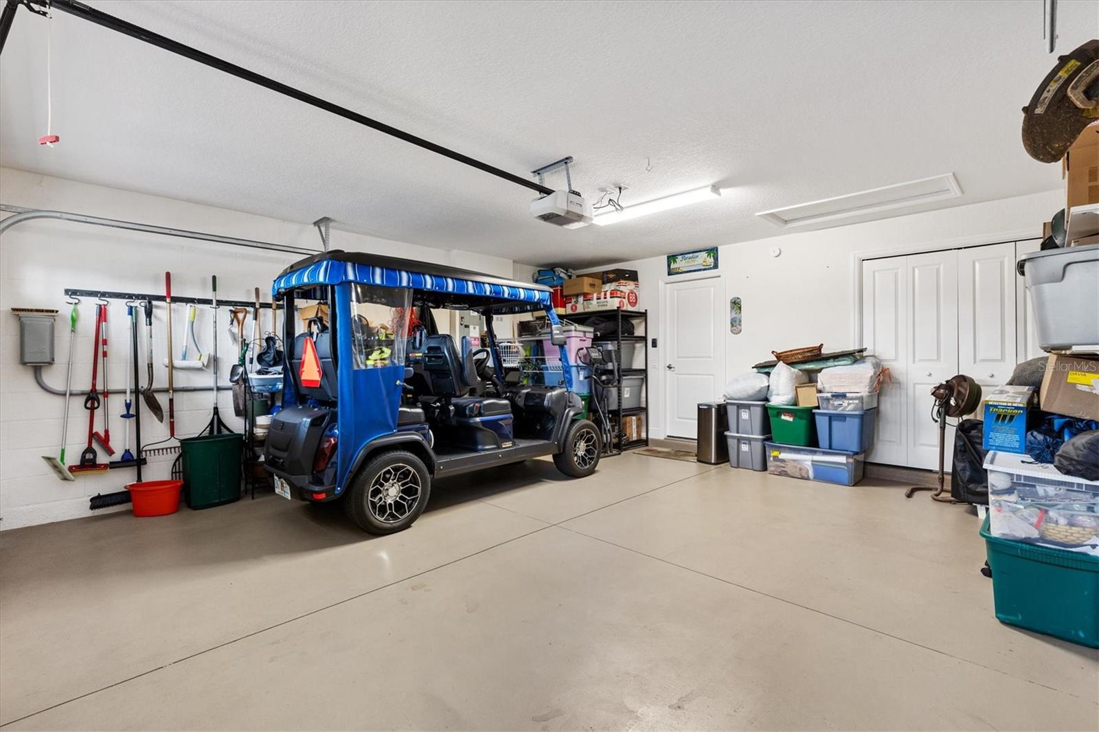 ENCLAVE/LAKESIDE LNDGS - Residential