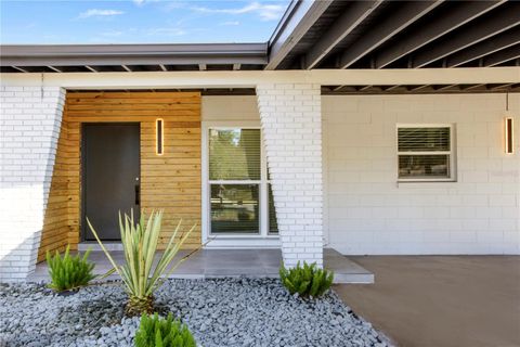 Photo of 1407 Berwyn Road, Orlando, FL 32806 (MLS # O6341124)