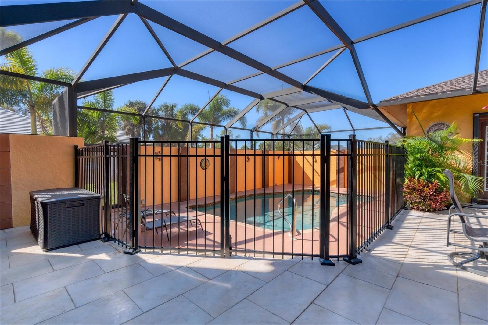 CAPE HAZE - Residential