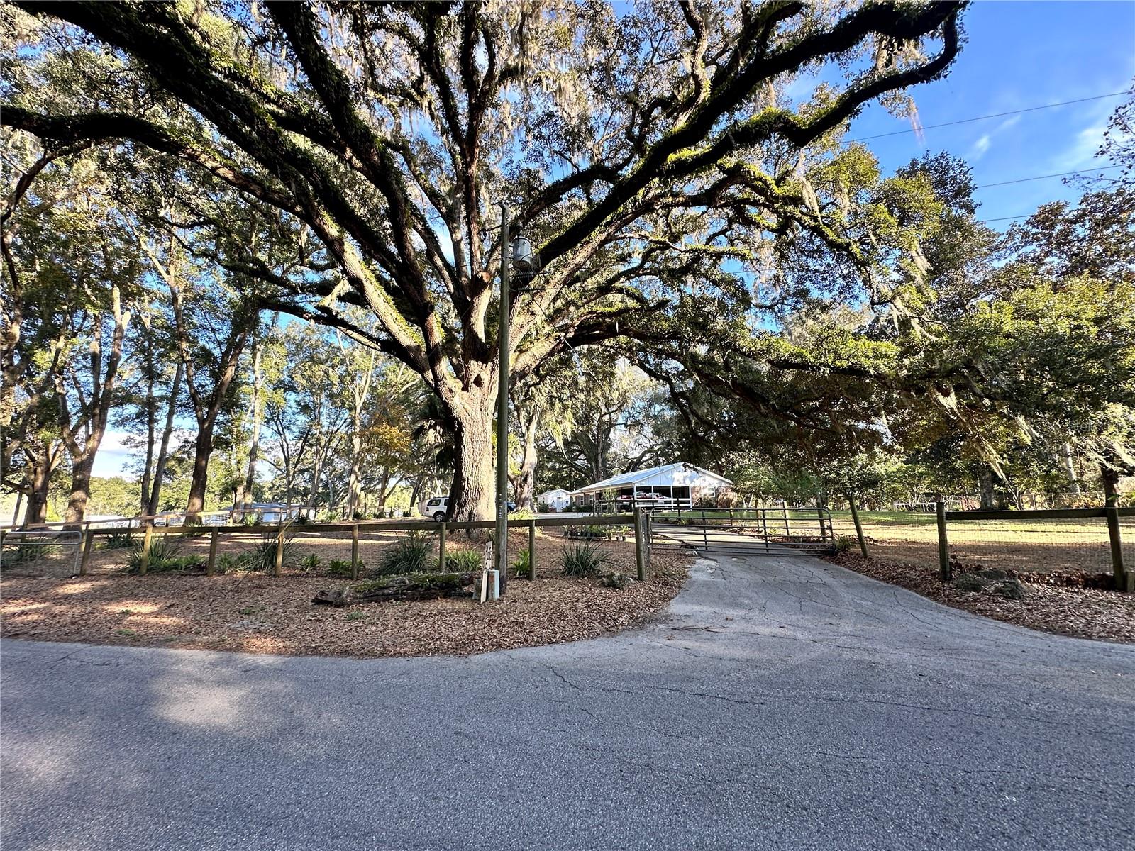 MEADOWBROOK RANCHES - Residential