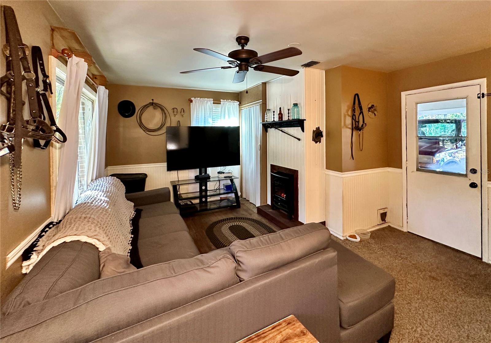 MEADOWBROOK RANCHES - Residential