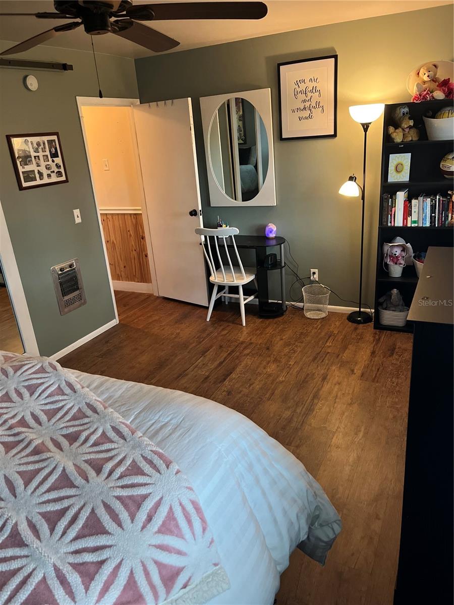 MEADOWBROOK RANCHES - Residential