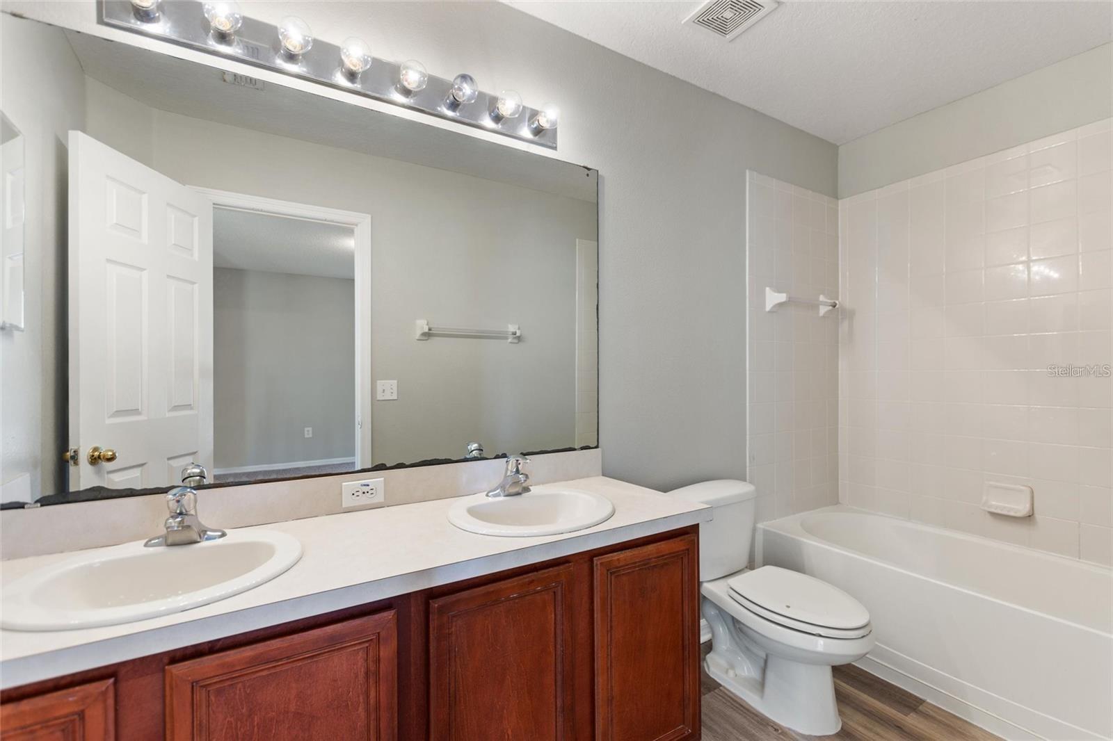 POINCIANA NBRHD 06 VILLAGE 07 - Residential Lease