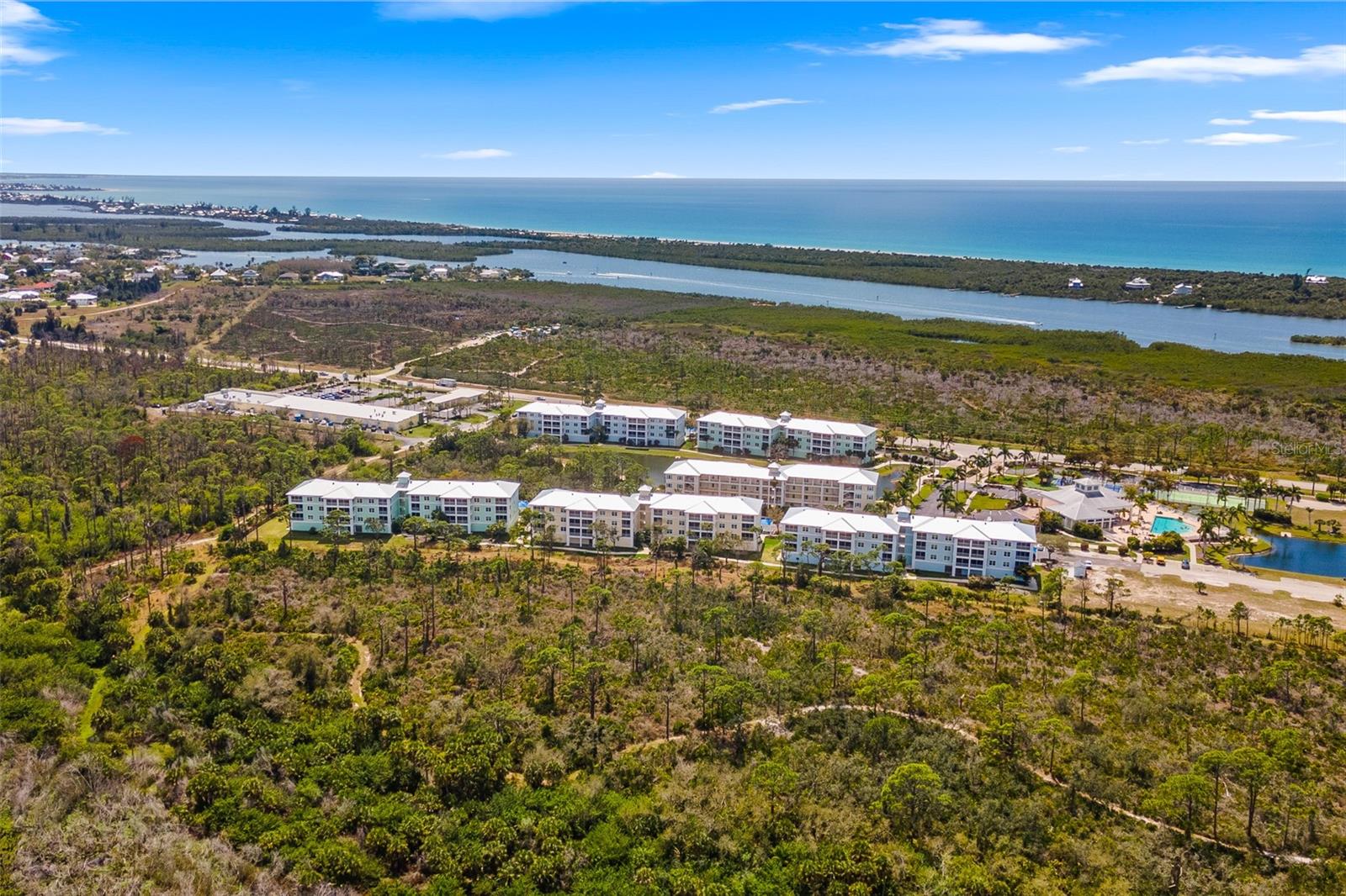 CAPE HAZE RESIDENCE C 7/9 - Residential