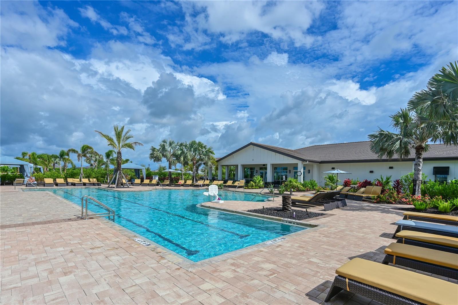 4345 DAIRY COURT