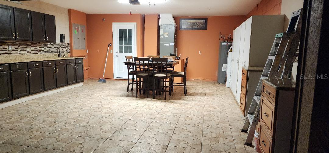 WINDROSE/SOUTHMEADOWUN 02 - Residential Lease