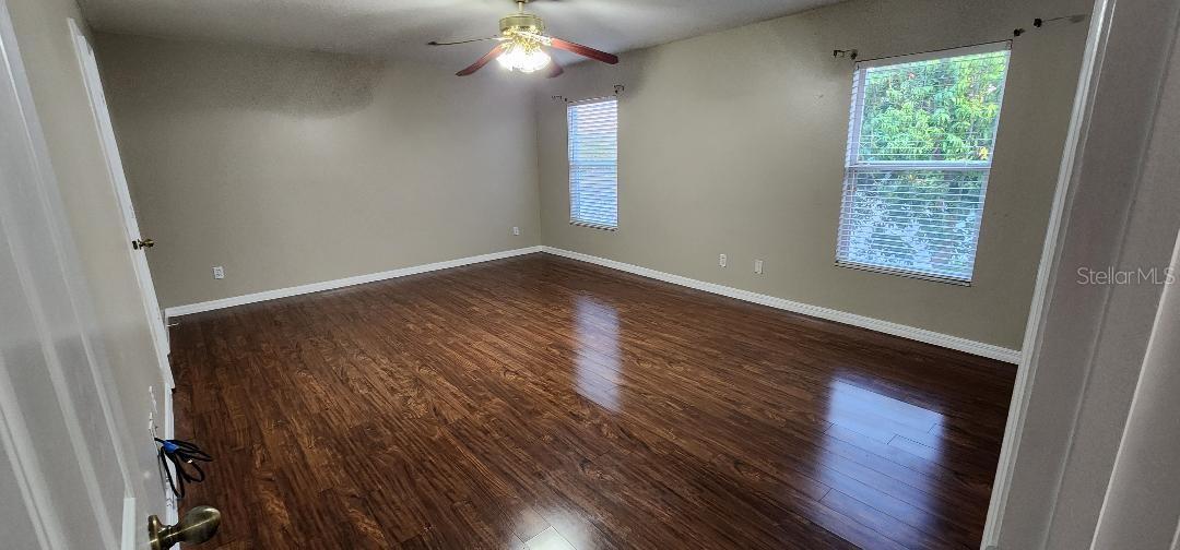 WINDROSE/SOUTHMEADOWUN 02 - Residential Lease