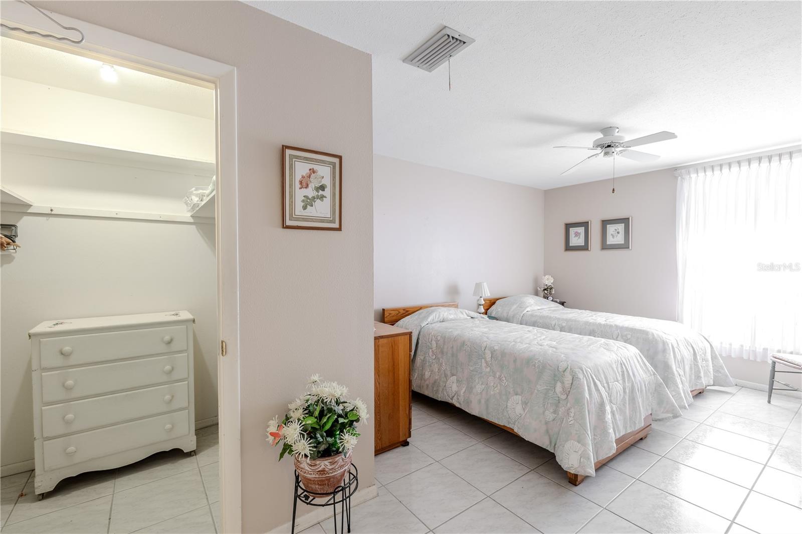 TAHITIAN GARDENS CONDO - Residential