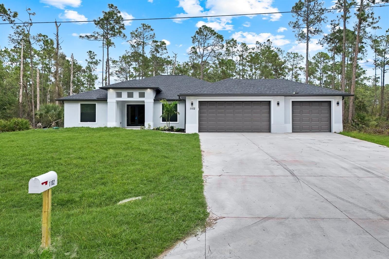 LEHIGH ACRES - Residential