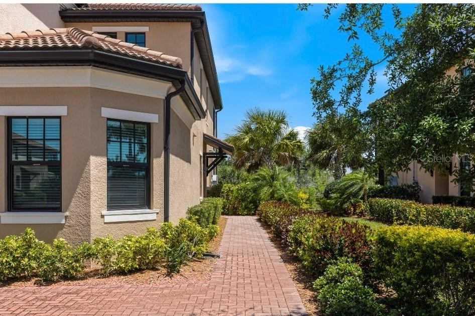 10055 CROOKED CREEK DRIVE 103