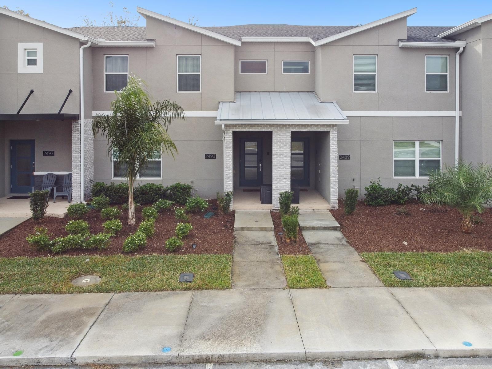 2493 READING TRAIL