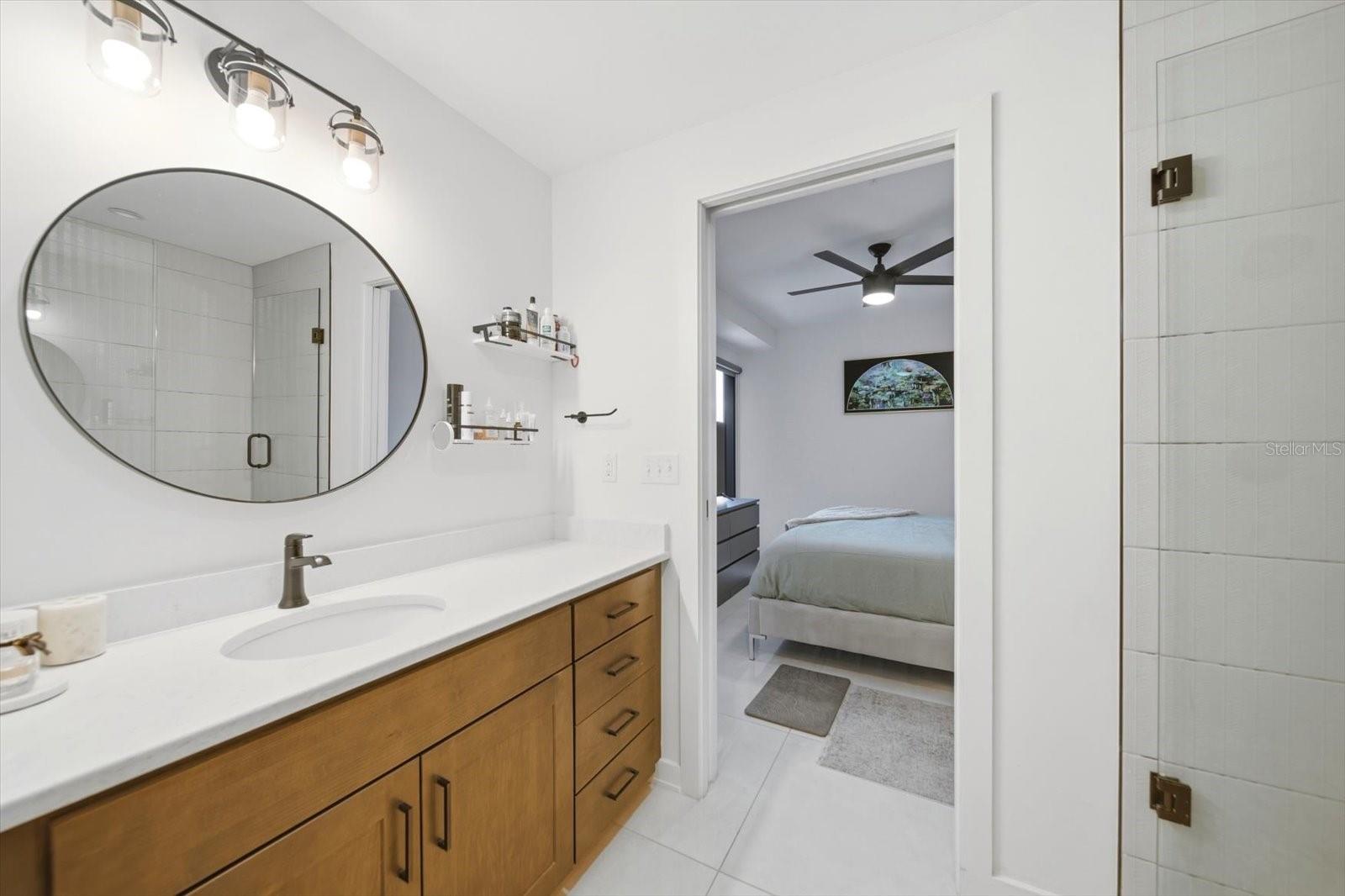 MIRROR, THE CONDO - Residential