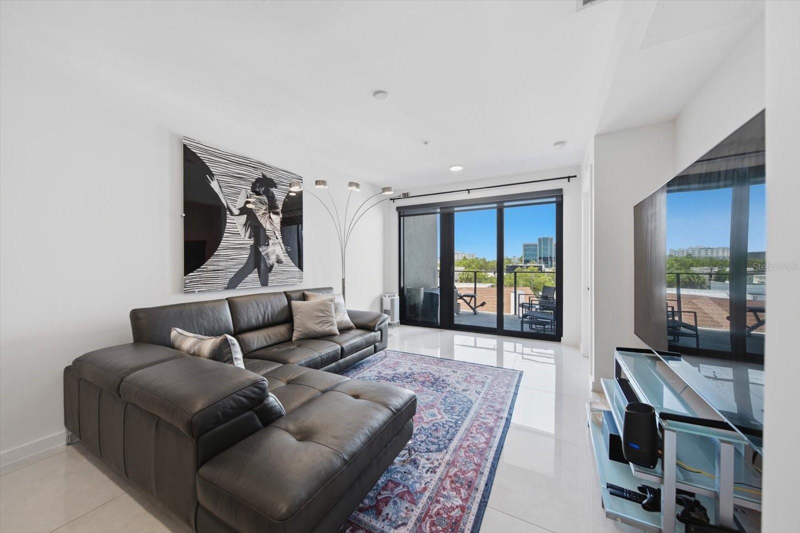 MIRROR, THE CONDO - Residential