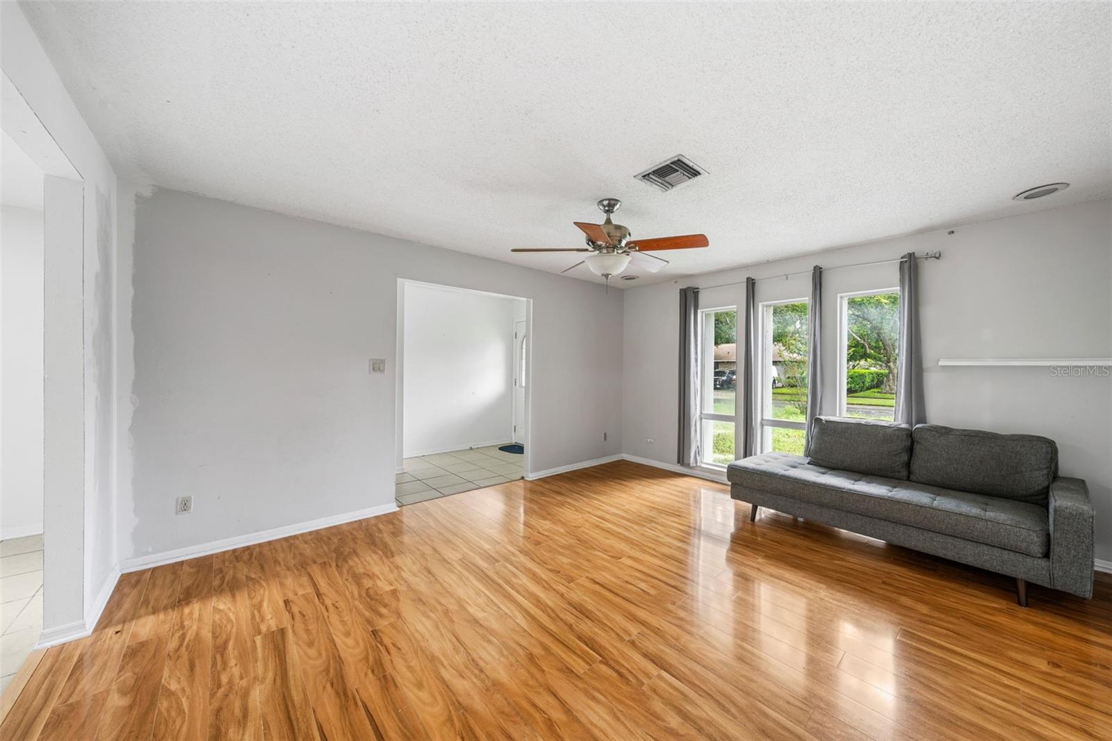 5133 BRENDA DRIVE