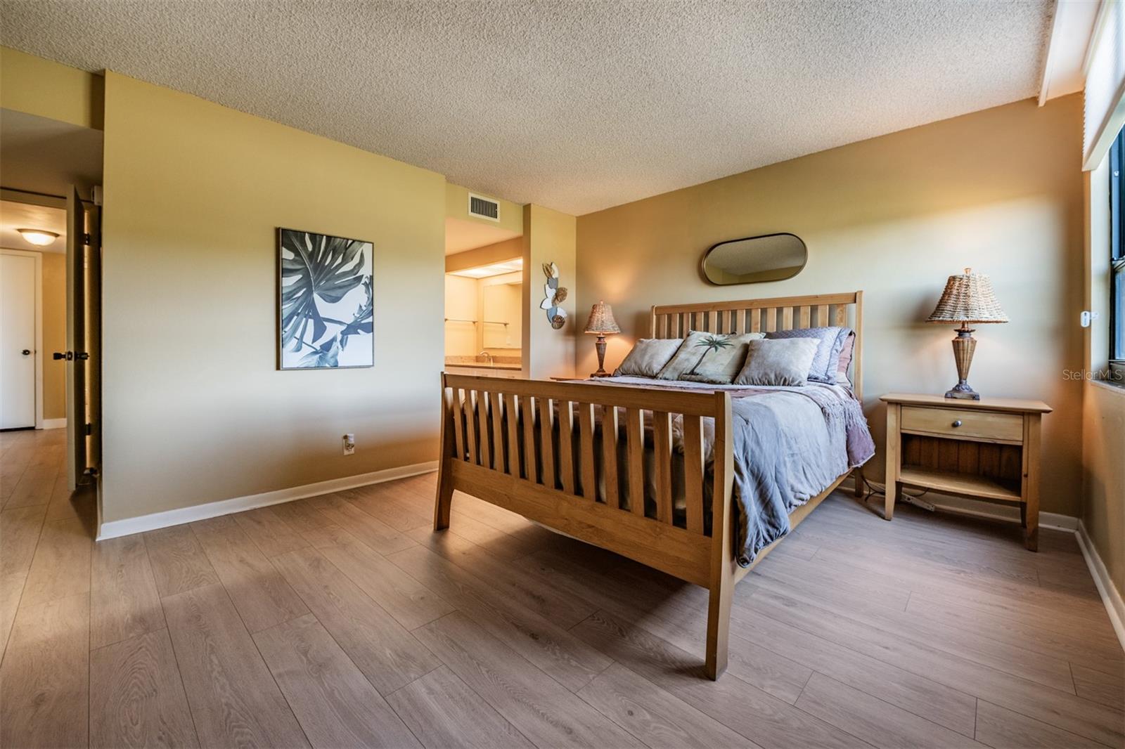 COVE CAY 26-18 VILLAGE I - Residential