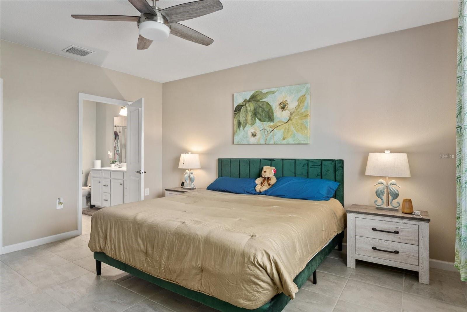 PALMS/WEST PORT - Residential