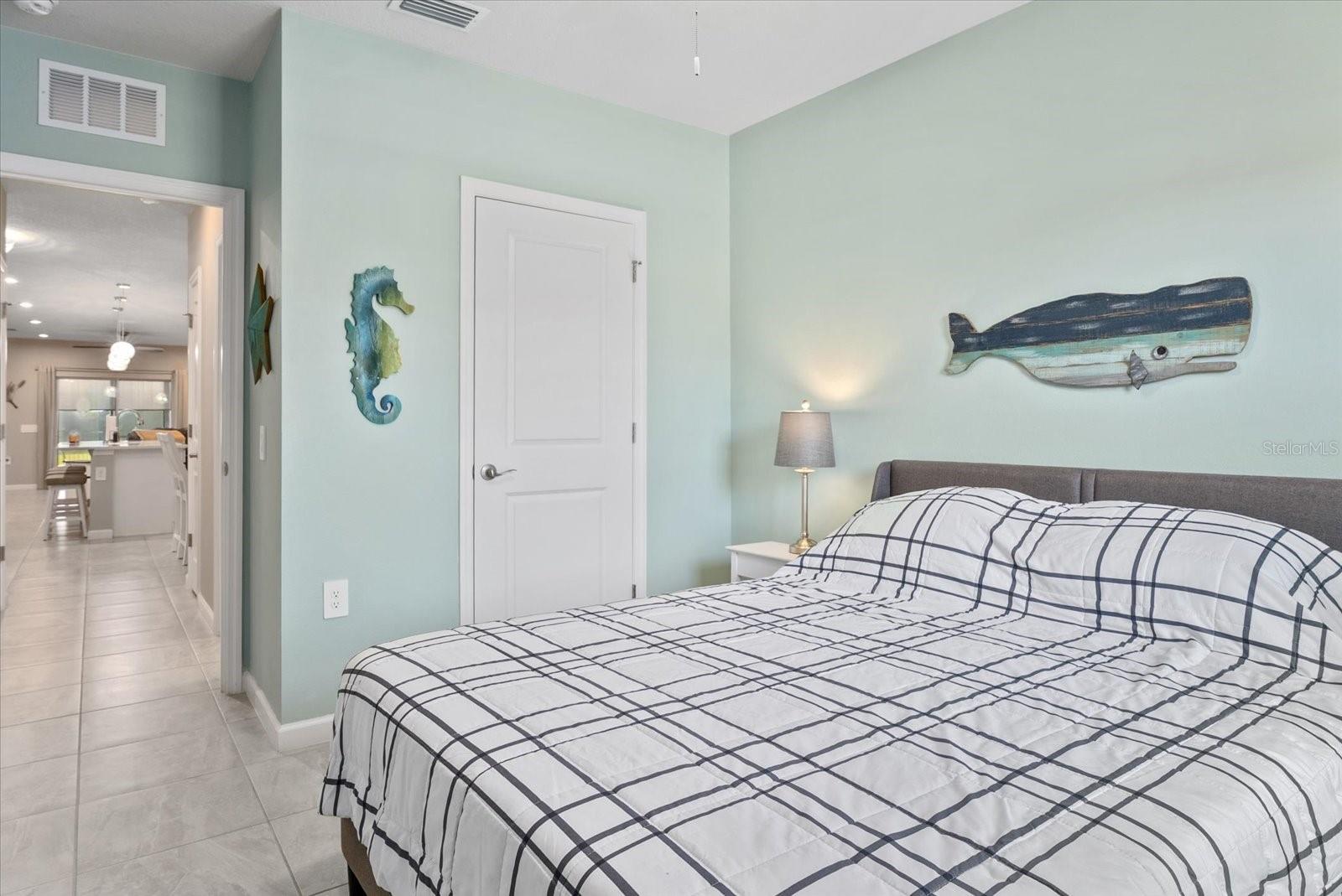 PALMS/WEST PORT - Residential