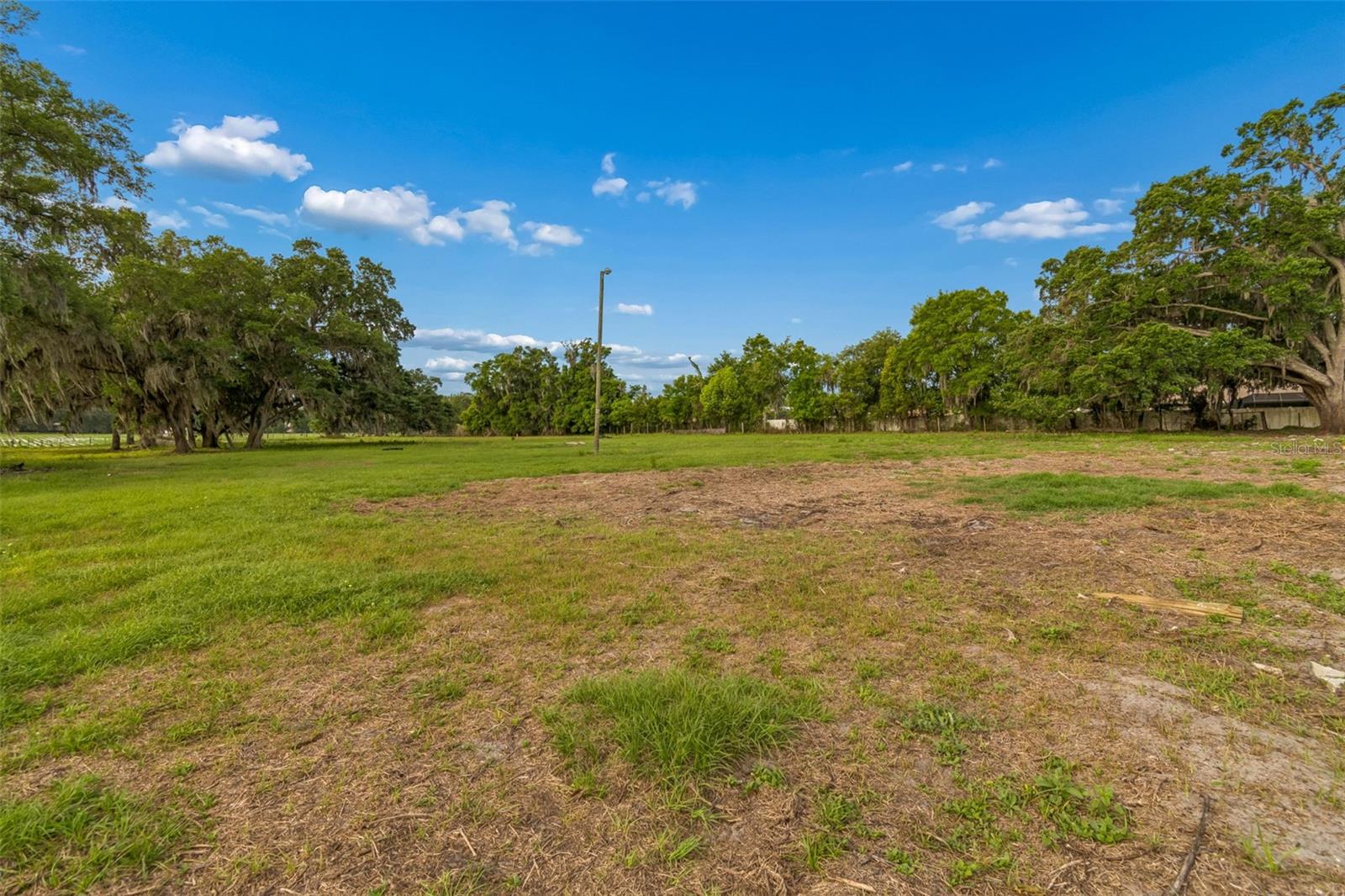 UNPLATTED - Land