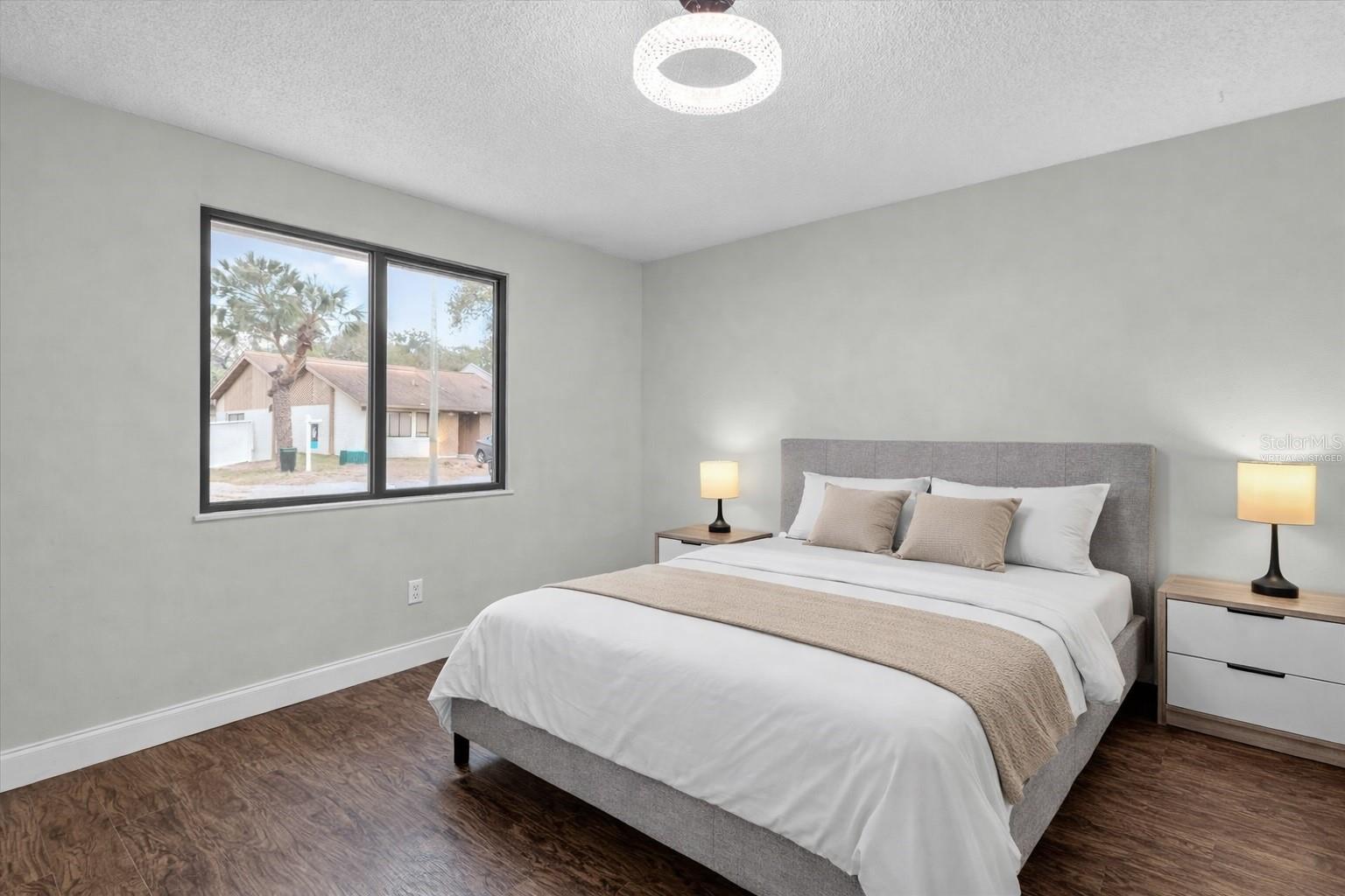 MONTGOMERY SQUARE - Residential