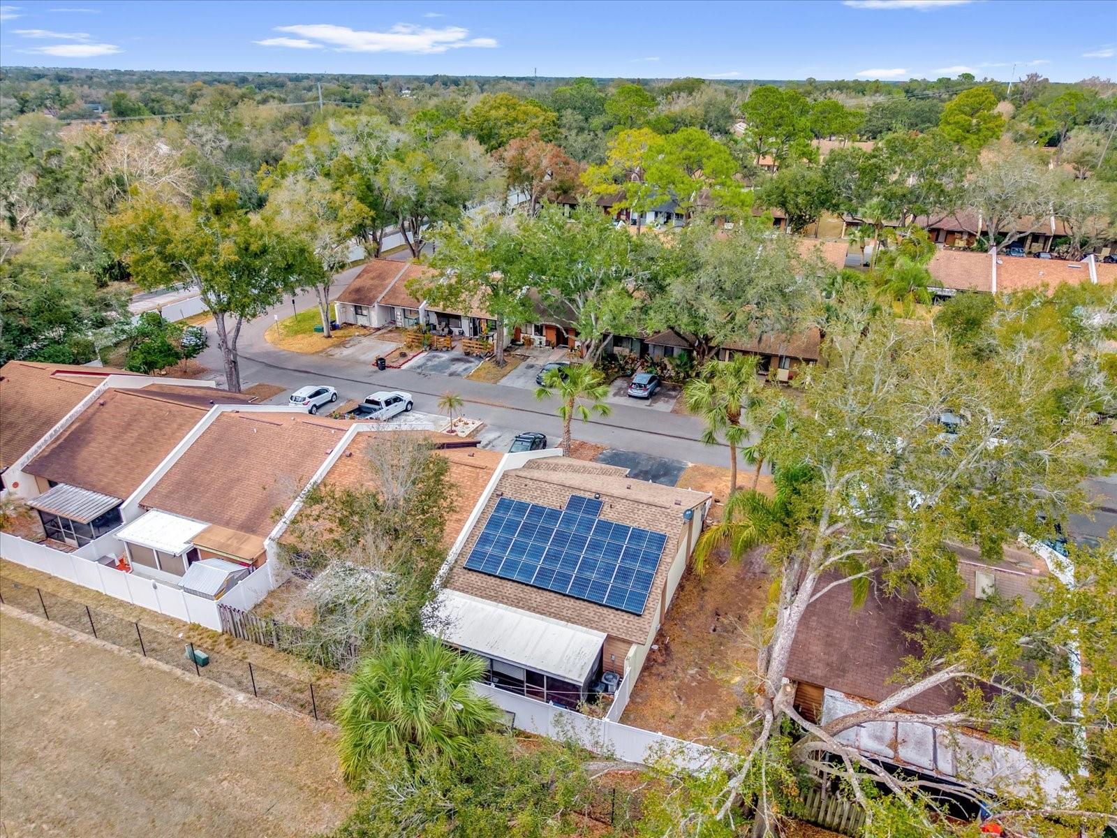 MONTGOMERY SQUARE - Residential
