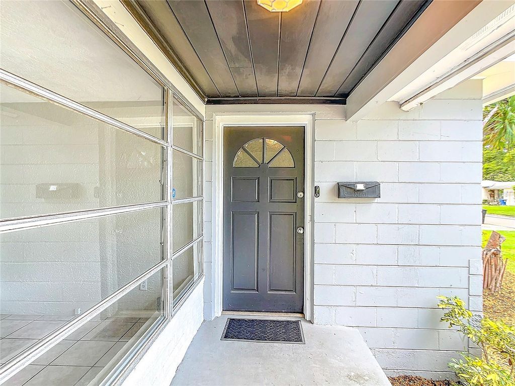 Photo of 3753 Benson Avenue N, St Petersburg, FL 33713 (MLS # O6364356)