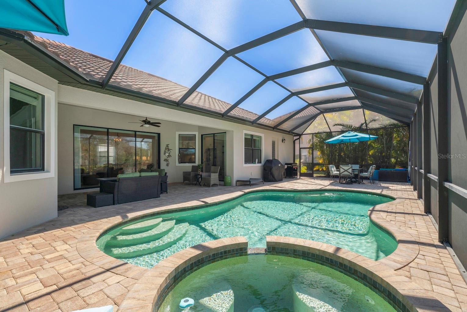 BRIDGEWATER AT LAKEWOOD RANCH - Residential