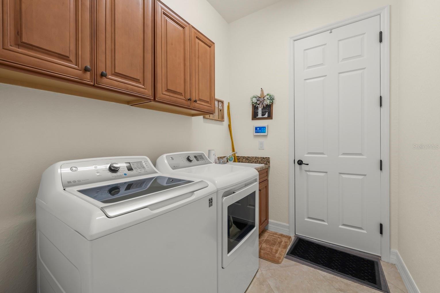 BRIDGEWATER AT LAKEWOOD RANCH - Residential