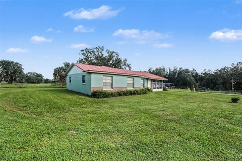3149 Sydney Dover Road, Dover, FL 33527