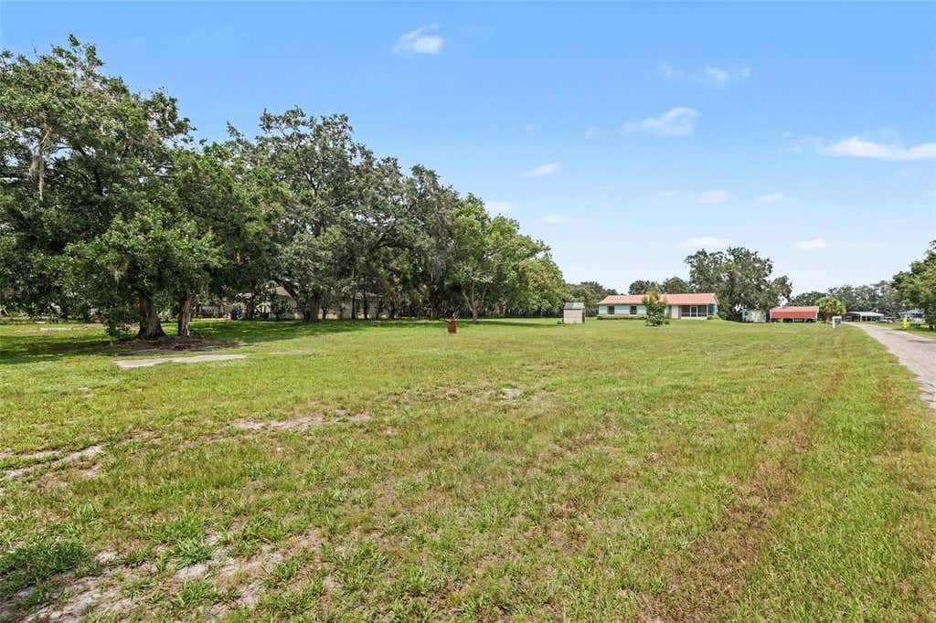 Photo of 3149 Sydney Dover Road, Dover, FL 33527 (MLS # TB8533122)