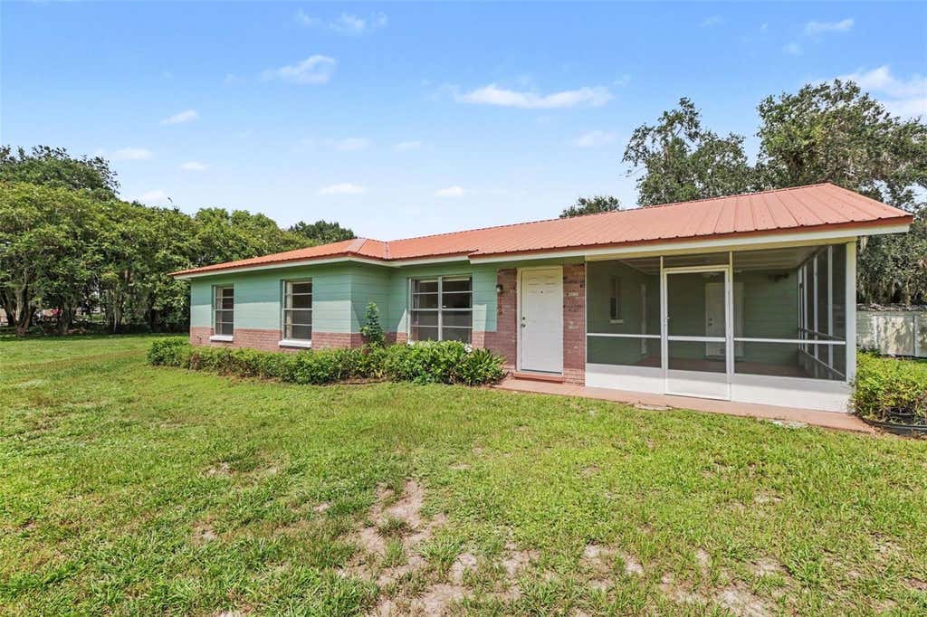 Photo of 3149 Sydney Dover Road, Dover, FL 33527 (MLS # TB8533122)