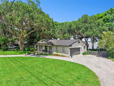 Tiny photo for 1000 N Lakeshore Boulevard, Howey In The Hills, FL 34737 (MLS # O6428479)