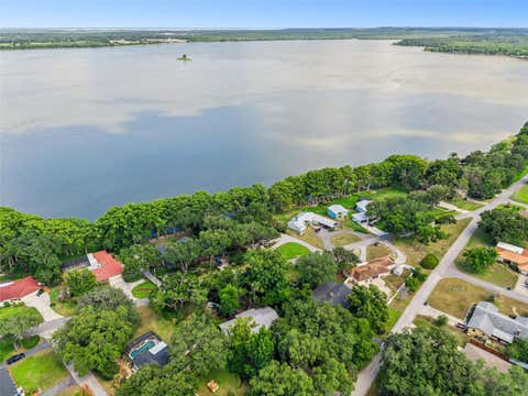 Tiny photo for 1000 N Lakeshore Boulevard, Howey In The Hills, FL 34737 (MLS # O6428479)