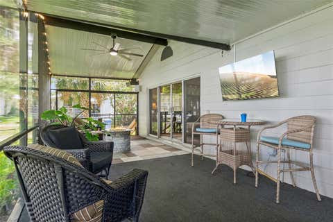 Tiny photo for 1000 N Lakeshore Boulevard, Howey In The Hills, FL 34737 (MLS # O6428479)