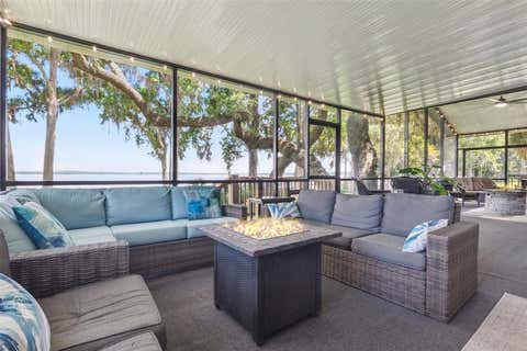 Tiny photo for 1000 N Lakeshore Boulevard, Howey In The Hills, FL 34737 (MLS # O6428479)