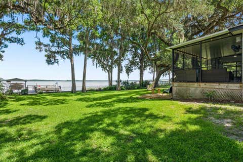 Tiny photo for 1000 N Lakeshore Boulevard, Howey In The Hills, FL 34737 (MLS # O6428479)