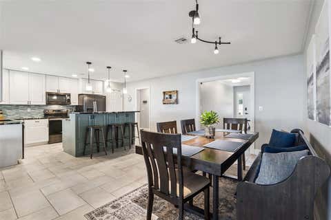 Tiny photo for 1000 N Lakeshore Boulevard, Howey In The Hills, FL 34737 (MLS # O6428479)