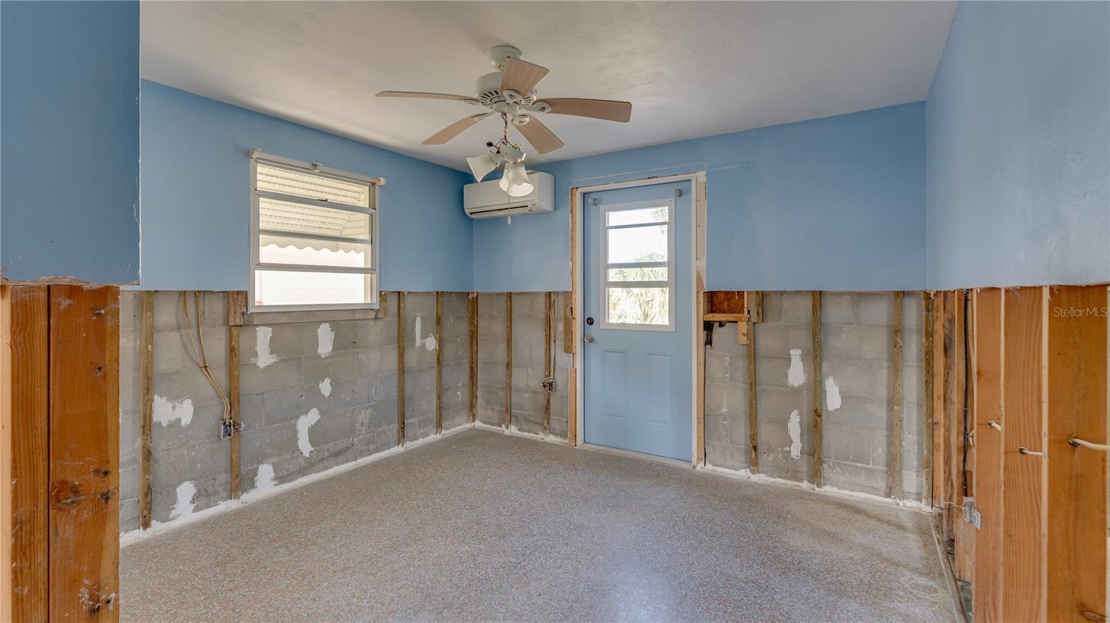 PAGES REP OF MITCHELLS BEACH - Residential