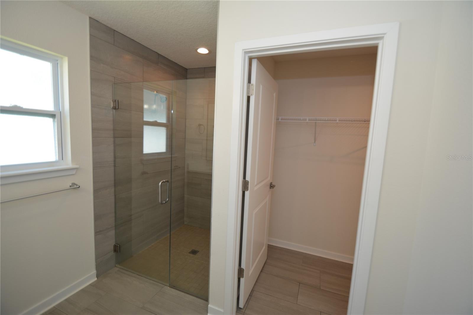 SEMINOLE WOODS - Residential Lease